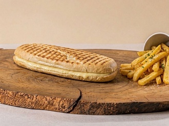 Kaşarlı Tost görseli