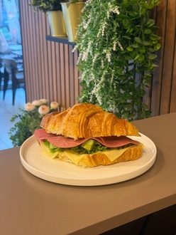 Dana Jambon Deluxe görseli