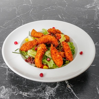 Çıtır Tavuklu Salata görseli
