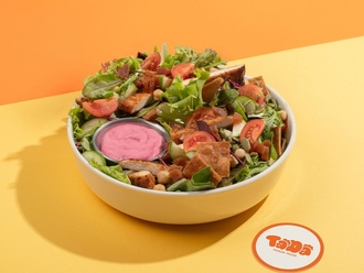 Izgara Tavuk Salatası görseli