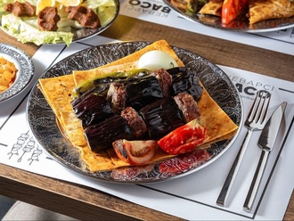 Patlıcanlı Kebap görseli