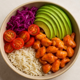 Soslu Tavuk & Avokado Bowl görseli