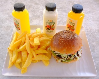 Five Hamburger Menü (100 Gr. Kaburga Köfte) Bol Patates + İçecek görseli