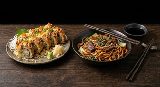 California Crunchy Roll + Dana Etli Noodle +1 Adet Coca Cola görseli