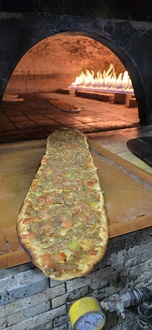 Konya Etli Ekmek görseli