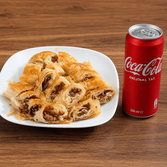 Kıymalı Börek + Coca Cola 330 Ml görseli