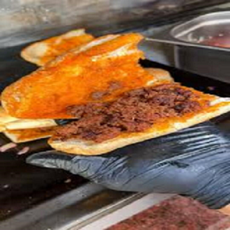 Ekmek Arası Sucukiçi(yarım Ekmek) görseli