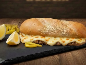 Ekmek Arası Kaşar Peynirli Tavuk Tantuni görseli