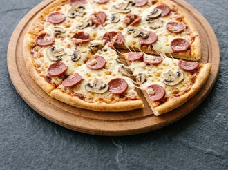 Mantarlı & Sosisli Pizza (Orta Boy) görseli