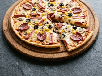 Special Pizza (Büyük Boy) görseli