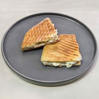 Dilli Kaşarlı Tost görseli