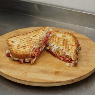 Ayvalık Tost görseli