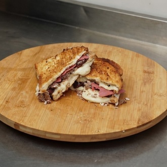 Etibol Ayvalık Tost görseli