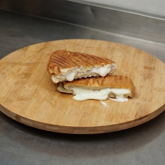 Çift Kaşarlı Tost görseli