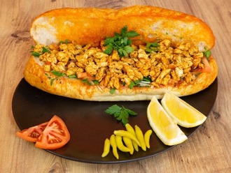 5'Li Ekmek Arası Tavuk Tantuni Menü + 5 Ayran ( 80-90Gr) görseli