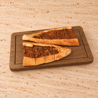 Kuşbaşılı Pide görseli