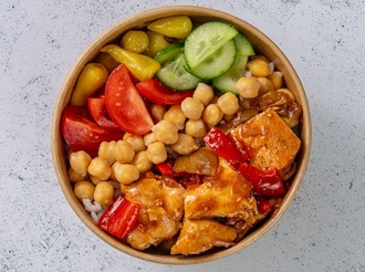 Pilav Üstü Barbekü Soslu Tavuk görseli