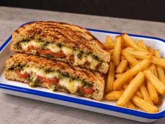 Pesto Tost görseli