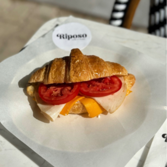 Füme & Cheddar Kruvasan Sandviç görseli