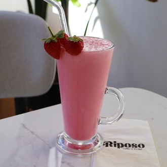 Çilekli Milkshake görseli