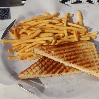 Kaşarlı Tost görseli