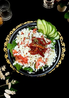 Beyaz Peynirli Salata görseli