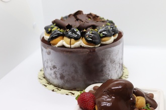Profiterollü Fıstıklı Pasta (6-8 Kişilik) görseli