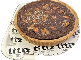 Cevizli Bademli Brownie Tart (6 Kişilik) görseli