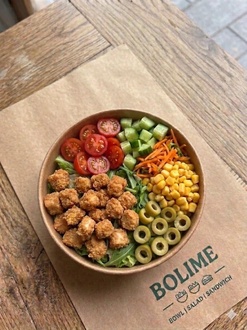 Çıtır Tavuk Salata görseli