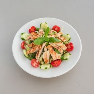 Izgara Tavuklu Salata görseli