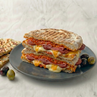 Bazlama Karışık Tost görseli