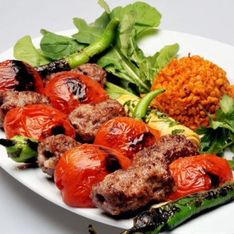 Domatesli Kebap görseli