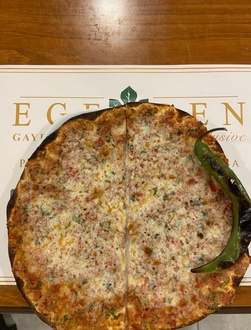 2'Li Kıymalı Kaşarlı Lahmacun görseli
