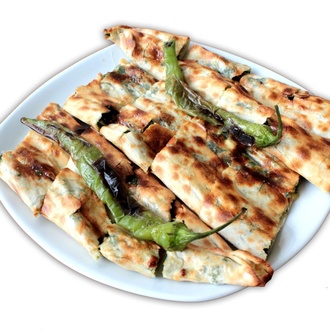 Isırgan Otlu Peynirli Pide görseli