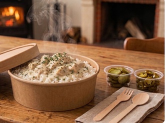 Pilav Üstü Kremalı Kekik Soslu Izgara Tavuk görseli