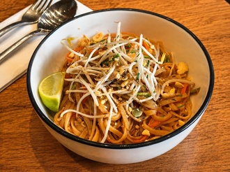 Vegan Pad Thai görseli