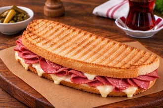 Dana Jambonlu Kaşarlı Tost görseli