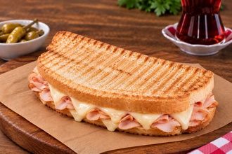 Hindi Fümeli Kaşarlı Tost görseli