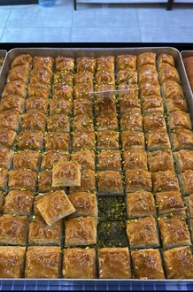 Fıstıklı Baklava Tereyağlı (1 Kg) görseli