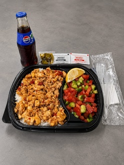 Tavuk Sote Menü (Pilav Üstü Tavuk Sote+sumaklı Çoban Salata+şişe Pepsi 200Ml) görseli