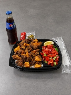 Arnavut Ciğer Menü(pilav Üstü Arnavut Ciğeri (Tavuk Ciğeri)+sumaklı Çoban Salata+şişe Pepsi 200Ml) görseli