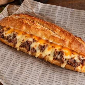 Cheddar Peynirli Kavurmalı Tost görseli