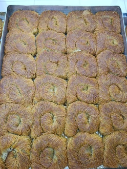 Burma Kadayıf Cevizli (1 Kg) görseli