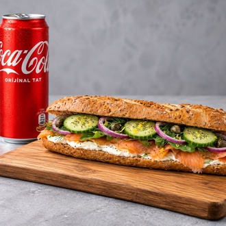 Porto Salmon (Füme Somonlu Sandviç) Menü görseli