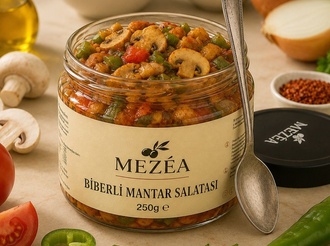 Biberli Mantar Salatası görseli