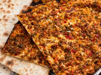 Urfa Lahmacunu görseli