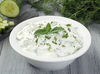 Cacık görseli