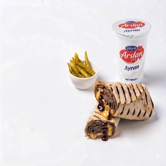 Bbq & Cheddar Soslu Et Döner Dürüm & İçecek görseli