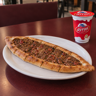 Kıymalı Pide + Küçük Ayran görseli