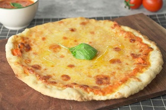 Kaşarlı Pizza (Orta Boy) görseli